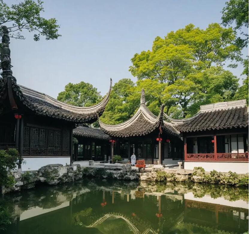 洪湖绮琴土建有限公司